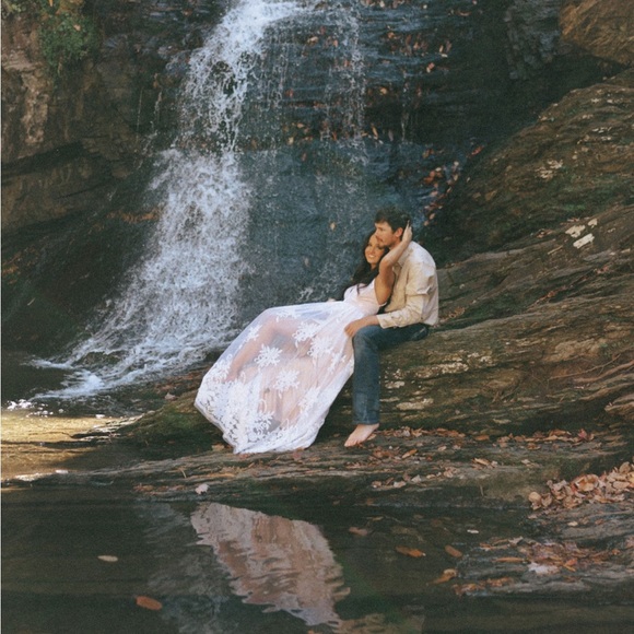 Long White Dress With Slit - Picture 7 of 9